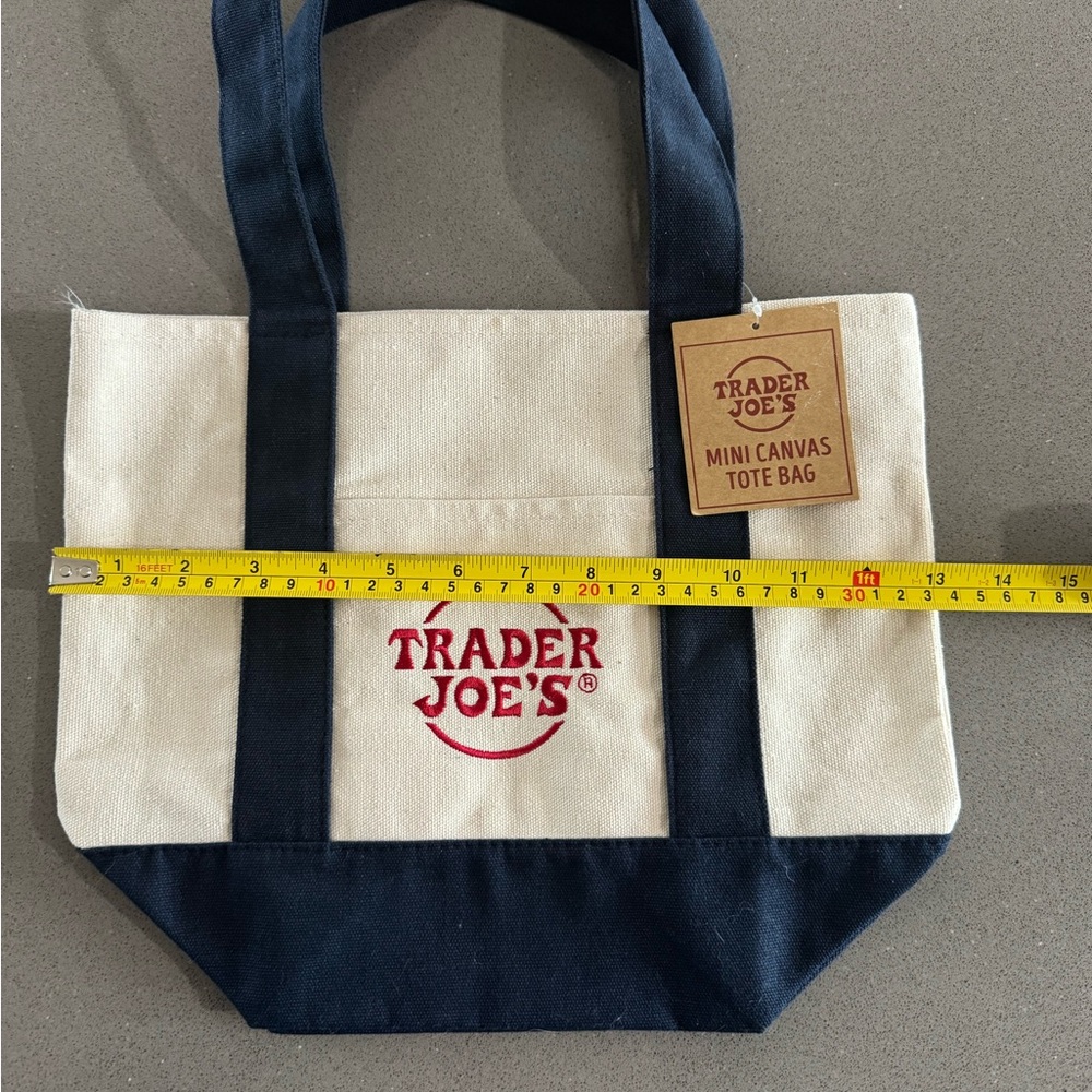 Trader Joe’s Mini Canvas Tote Bags set of 2 Navy Blue and Forest Green Trim NWT - Picture 3 of 5